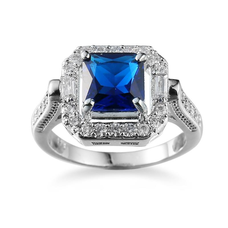 Женские обручальные кольца SODROV с классическим синим цирконом