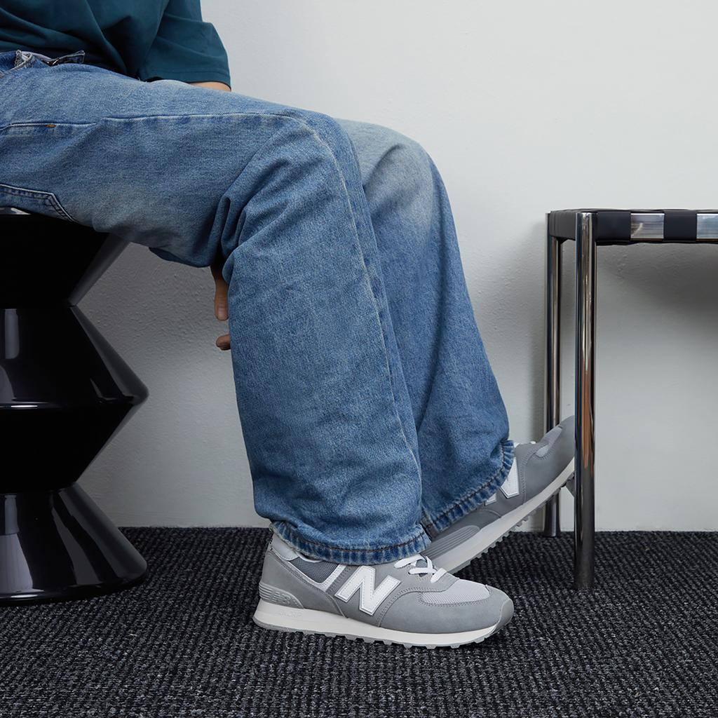 New Balance 574 Grey White Unisex Sneakers U574FGR