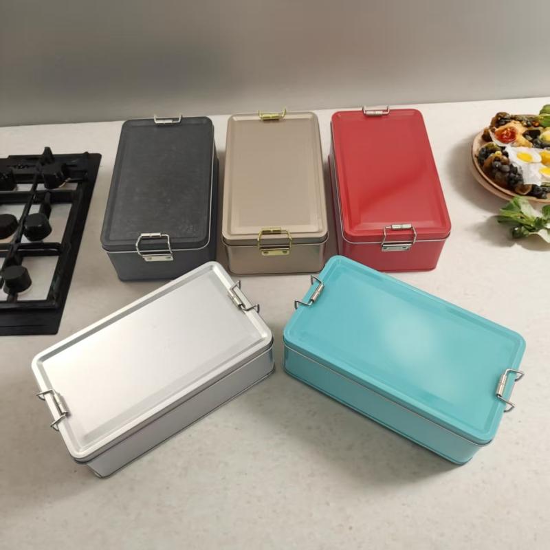 Old-Fashioned Rectangular Tinplate Box With Lid High Quality Metal Storage Box Cake Packaging Box Durable With Buckle Candy Box