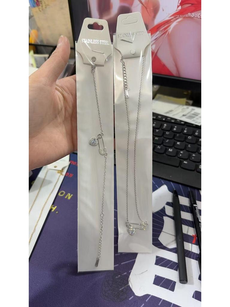 Женское ожерелье с подвеской в виде сердца и булавки из циркона - Роскошная цепочка из титановой стали