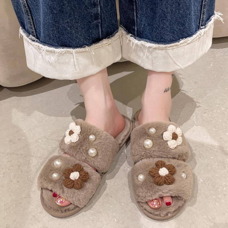 Мода 2024 Зима Новые женские домашние однотонные цветочные жемчужные пушистые хлопковые тапочки