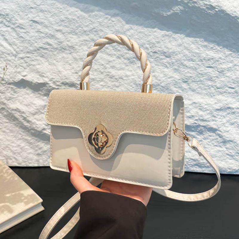 Популярная маленькая сумка женская 2025 новая модная ретро сумка-мессенджер матовая портативная маленькая квадратная сумка