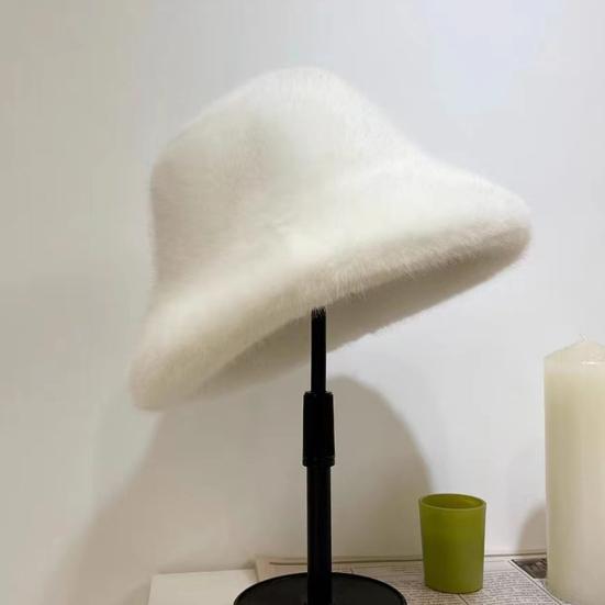 Women Winter Hat Thick Fuzzy Plush Faux Fur Heat Retention Windproof Fisherman Hat Short