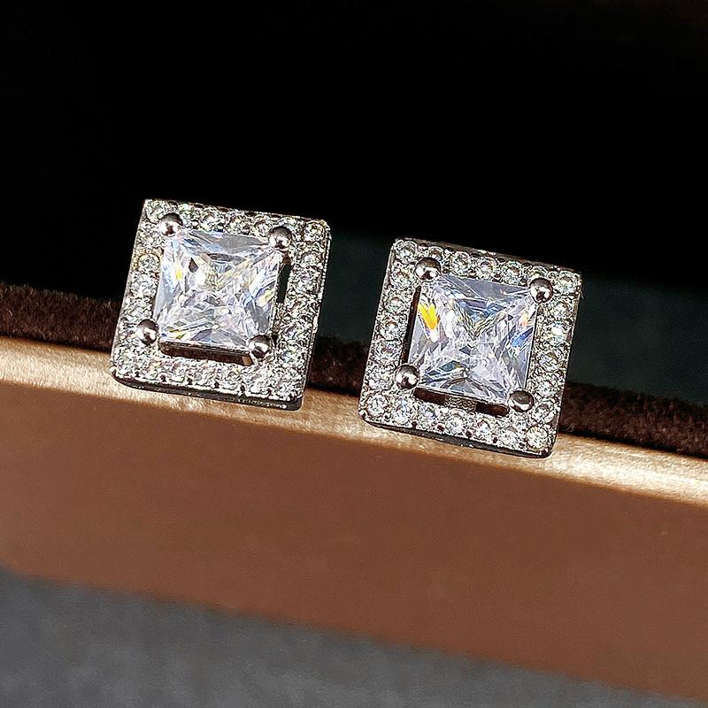 Huitan Luxury Princess Cut CZ Stud Earrings Color Accessories for Lady's Vintage Party Elegant Versatile Women Earrings