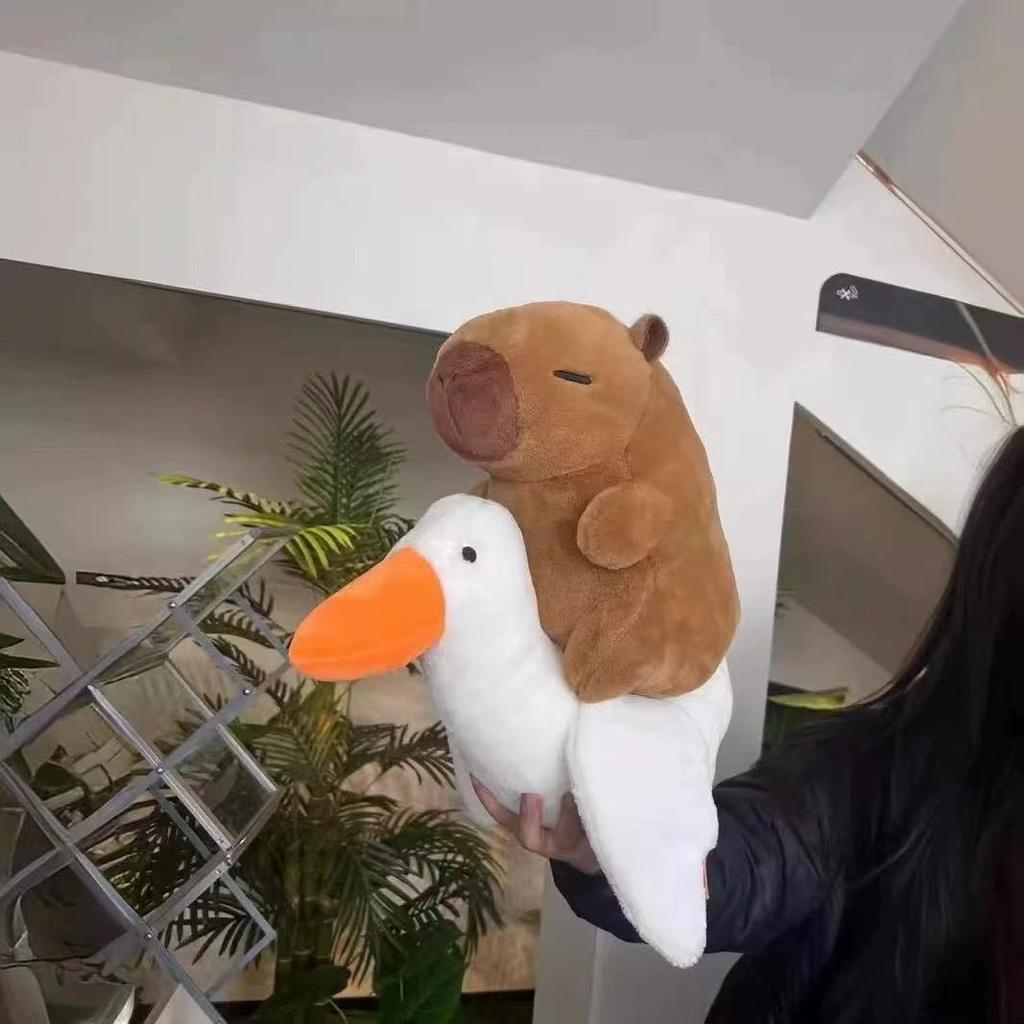 Бутик 8-дюймовая шляпа капибара плюшевая игрушка рюкзак тост молочный чай капибара кукла автомат для ловли игрушек кукла