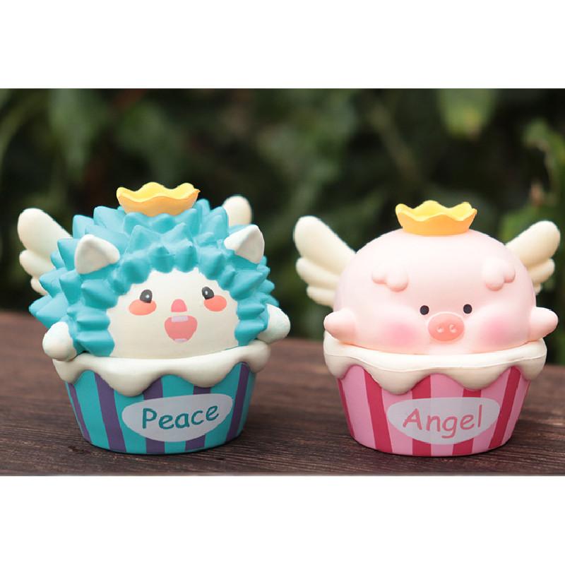 Flying Animal Pvc Toy For Table Decoration And Unique Gift For Collectors