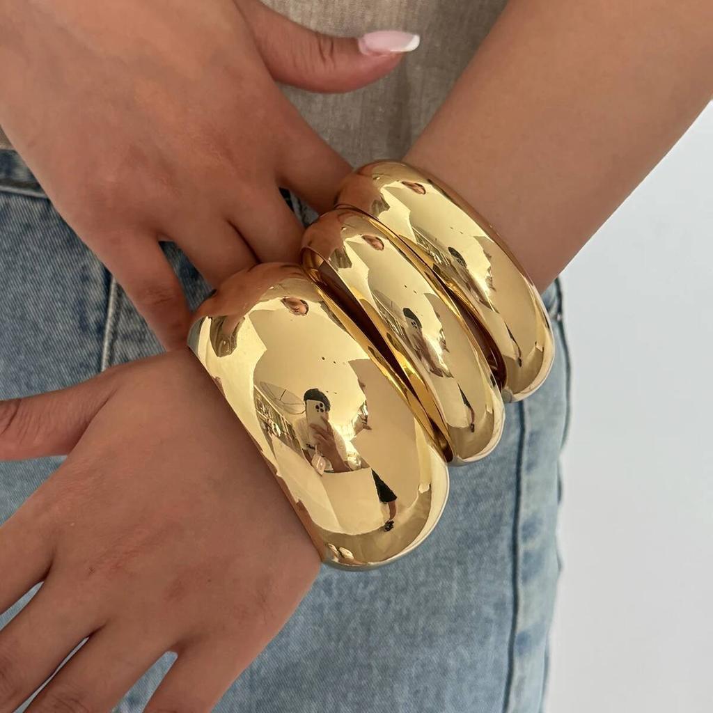 SHIXIN Exaggerated Metal Big Round Wide Bracelets for Women Hiphop Glossy Geometric Stackable Bangle Bracelet Party Jewelry New