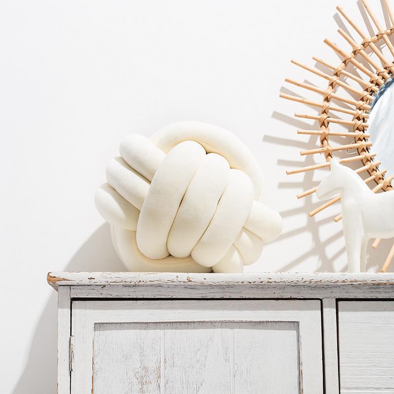 Три акции узел плюшевый мяч дизайн круглая декоративная подушка поясница спинка подушки домашний диван кровать украшения куклы игрушки для детей