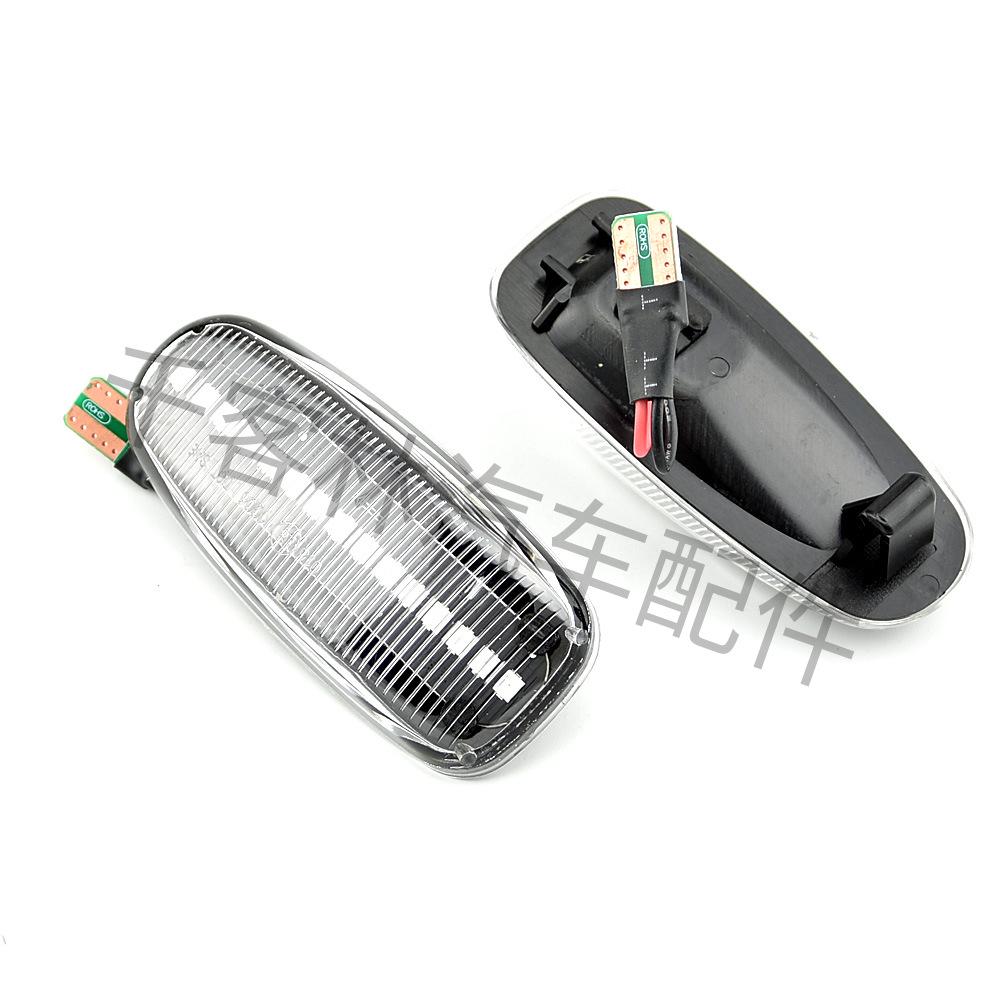 Поворотники с желтым бегущим огнем для Mercedesbenz W210 W202 W208 R170 W638