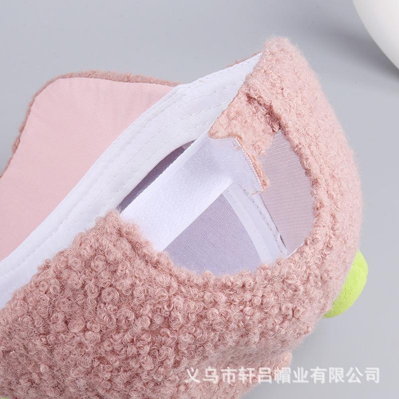 New autumn and winter frog cartoon plush baseball hat men and women cute winter plush thickened duck tongue thermal hat