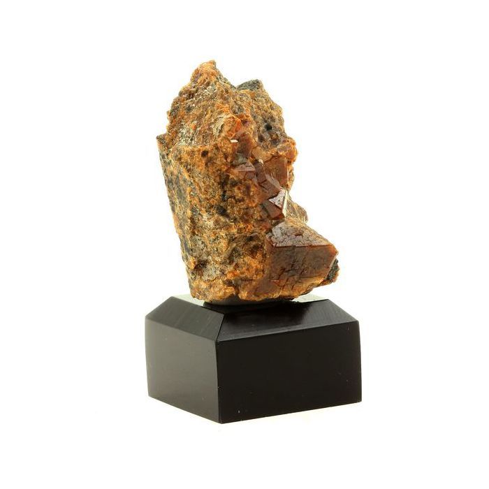 Pierres et Minéraux. Grenat Grossulaire-Andradite. 187.0 ct. Pyrénées-Orientales, France..