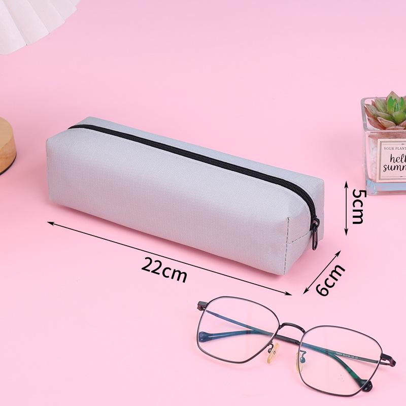 Вместительный и прочный пенал для студентов: Грязеотталкивающий, настраиваемый, квадратный дизайн для мальчиков и девочек