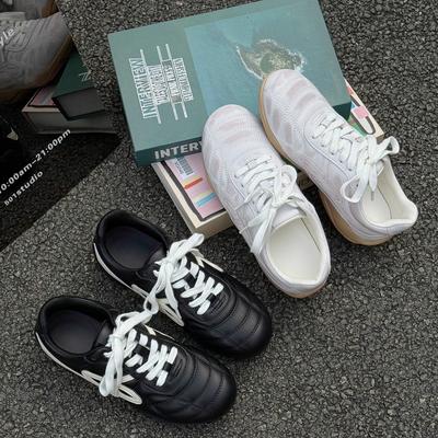 Кожаные немецкие тренировочные туфли для женщин 2025 лето новые ретро старые грязные туфли на плоской подошве повседневные спортивные туфли обувь Форреста Гампа для женщин