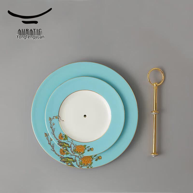 Yongfengyuan Madam Porcelain West Lake Blue 2-Tier Ceramic Dessert Stand