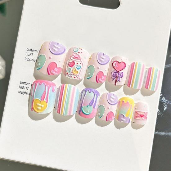 Ногти с клеем Красочное 3D-тиснение Квадратное короткое наращивание ногтей Полное покрытие