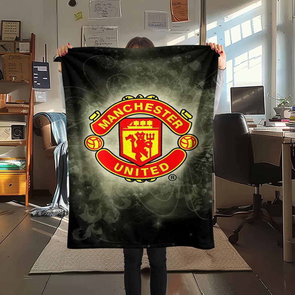 Clear MUFC Standee Blanket, High quality Comfortable for All Seasons, Home Decor, Warmth and Comfort