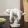Мини-фигурки ленивцев, напечатанные на 3D-принтере, чисто-белые, милые ленивцы, лежащие на ветке с деликатной текстурой шерсти, маленькое настольное украшение для дома и офиса