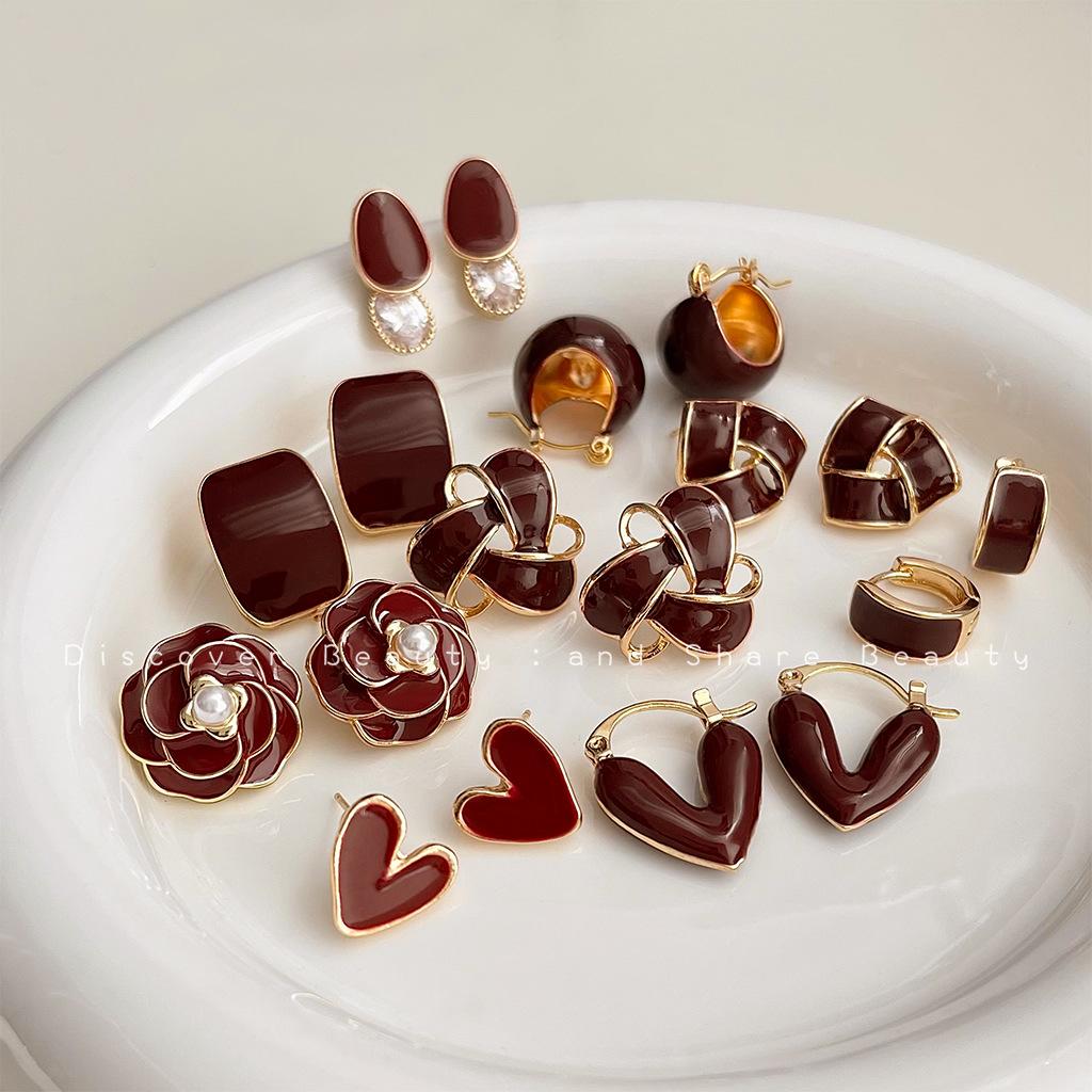Винтажные винно-красные масляные серьги, легкие роскошные и нишевые пряжки для ушей, простые и универсальные, высококачественные серьги, ювелирные подарки