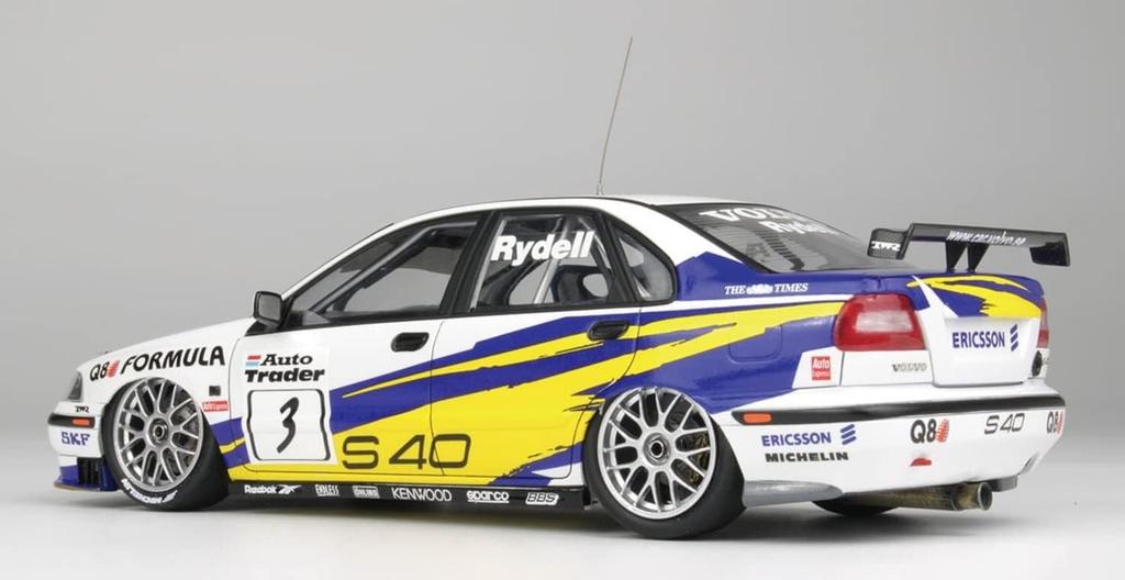 Гоночная серия Volvo S40 1997 BTCC Brands Hatch Winner Пластиковая модель PN24034 Platz/NuNu 1/24