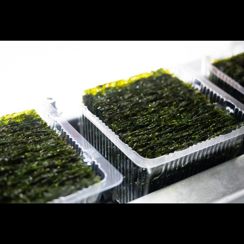 SUNG GYUNG FOOD Покемон Традиционные водоросли в нарезке Laver Edition 64 г (4 г * 16 упаковок) и 3 линзовидных карты покемонов в подарок