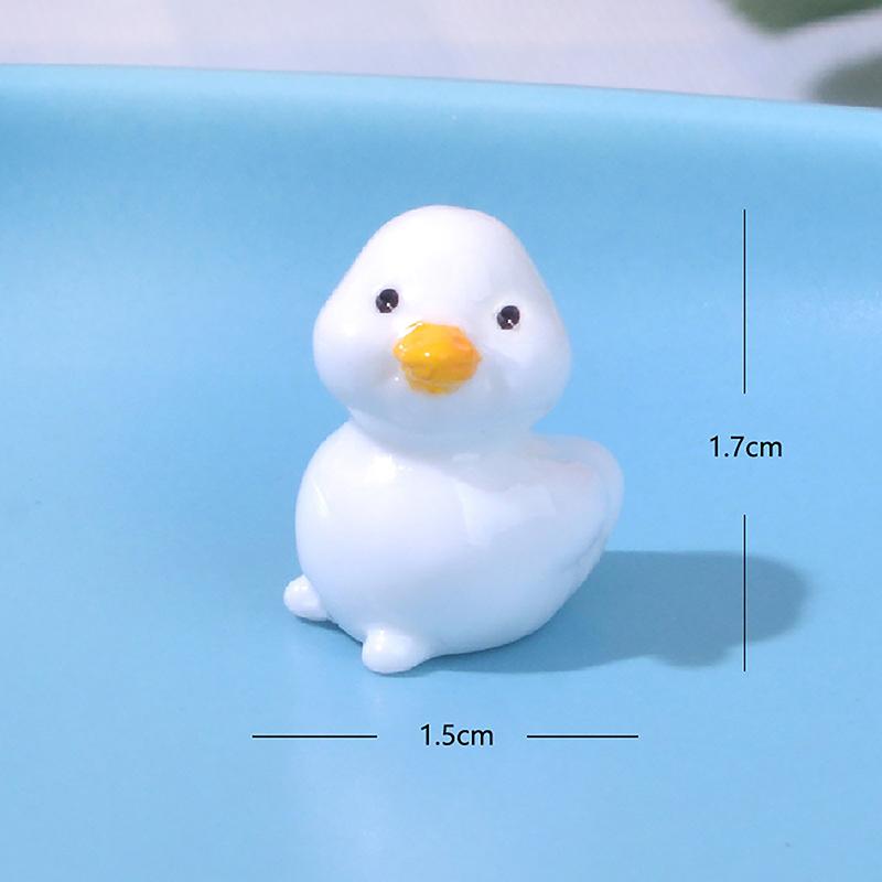 Cute Mini Yellow Ducks Ornament Tiny Duck Resin Handicraft Dollhouse Decorations