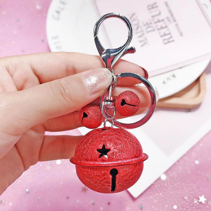 Трендовый металлический мультяшный брелок для автомобиля с милым колокольчиком, несколько вариантов цвета, подарок