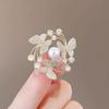 Elegant Wreath Flying Butterfly Brooches for Women  Pearl Pins Female Coat Corsage Trendy Brooch Party Wedding Gift
