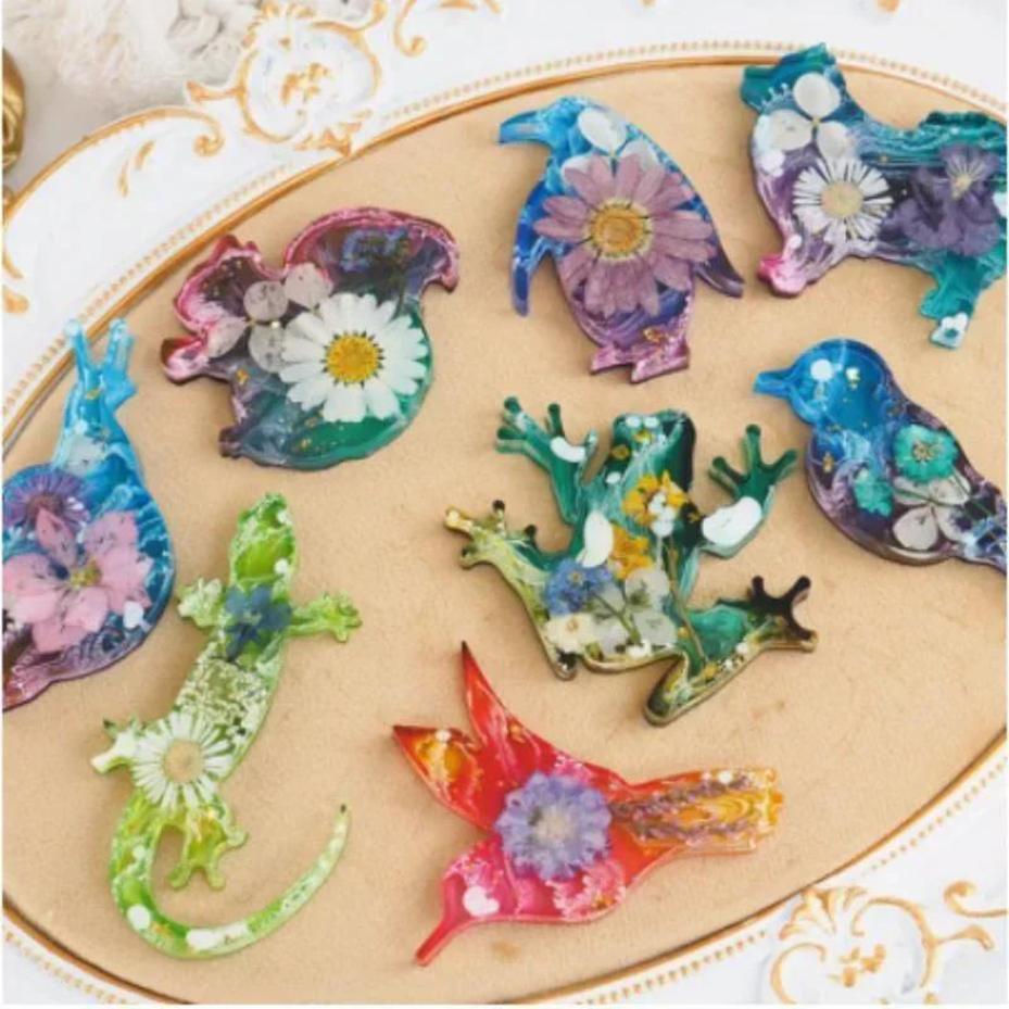 1 Pcs Handmade Creative Shape Mold DIY Crystal Epoxy Resin Mold Animal Frog Lizard Keychain Mirror Silicone Mold Accessories