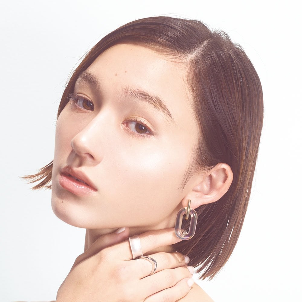 Allie Солнцезащитный крем Beauty Color Cheek 03 Luster SPF50+PA++++ Водостойкий солнцезащитный хайлайтер 15 г