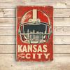 Винтажный футбольный шлем Kansas City Chiefs Металлическая настенная табличка 12x8 дюймов Ретро Декор для дома Всепогодный Уличный