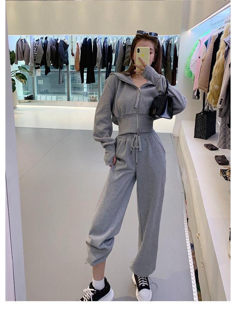 Early Autumn Milk-Style Sweater & Wide-Leg Pants Two-Piece: Playful Casual Sports Suit for Women