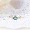 Японское кольцо в стиле легкой роскоши с дымчатым топазом и овальным лондонским синим сапфиром