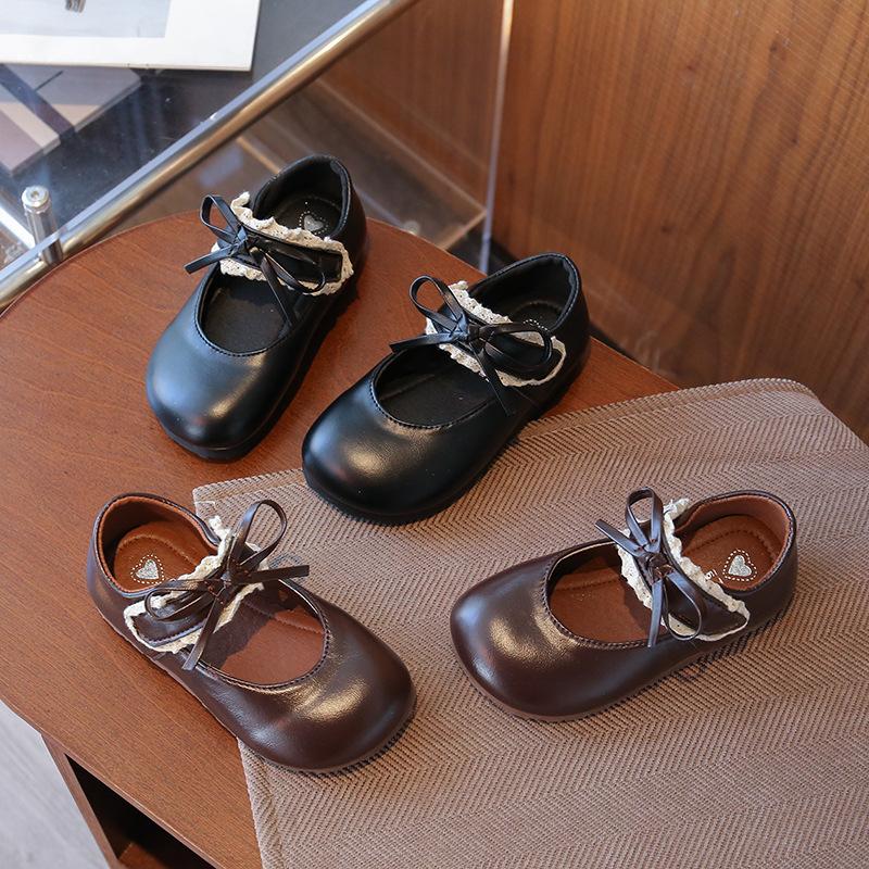 Туфли принцессы для девочек кожаные туфли 2025 новые детские туфли Мэри Джейн зарубежный стиль черные для маленькой девочки красивые детские туфли