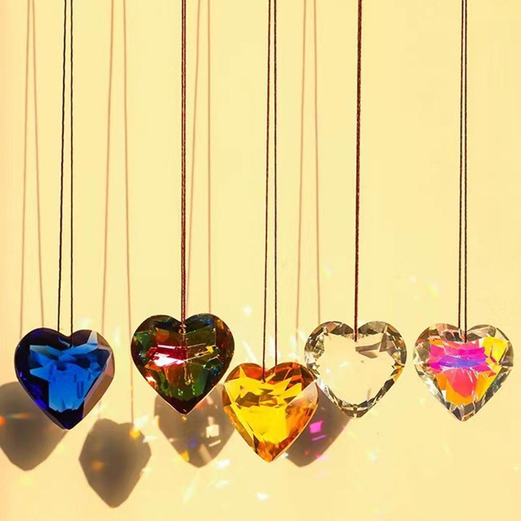 Ловец солнца в форме хрустального сердца с призмой для домашнего декора и свадебного торжества, отражающий радужный свет в солнечном свете
