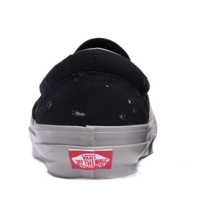 Vans Slip on 98 Low top Skateboard Shoes Unisex Black VN000CWA4SR1