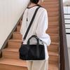 Весенняя нишевая детская и женская наплечная сумка, повседневная модная портативная простая однотонная простая личность тренд сумка-подушка