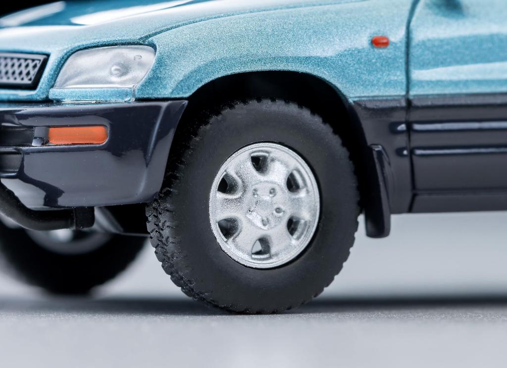 TOMYTEC Tomica Limited Vintage Neo Масштаб Toyota RAV4L V Light Модель 1995 года 336204 1/64 LV-N354b Синий/Серый (Готовая модель)