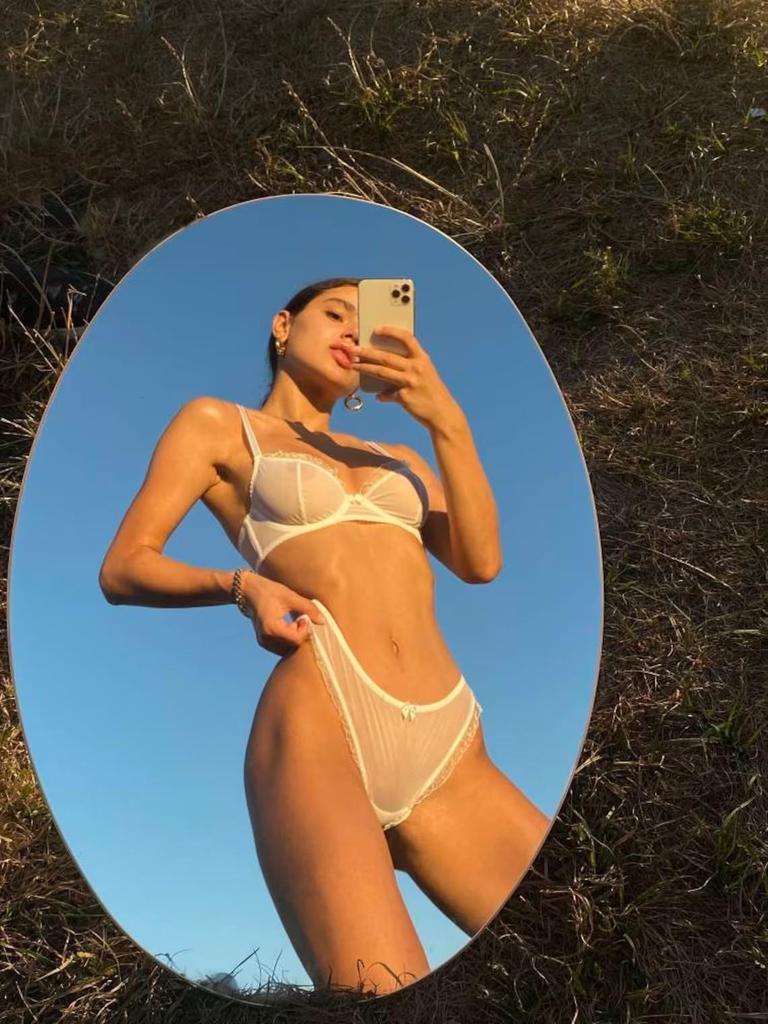 Белый полупрозрачный комплект нижнего белья большого размера с оборкой и бантом - XXL