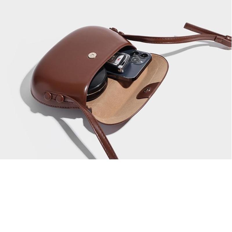 Маленькие сумки через плечо для женщин, модные однотонные женские сумки с клапаном, модные женские кожаные сумки-седла с клапаном