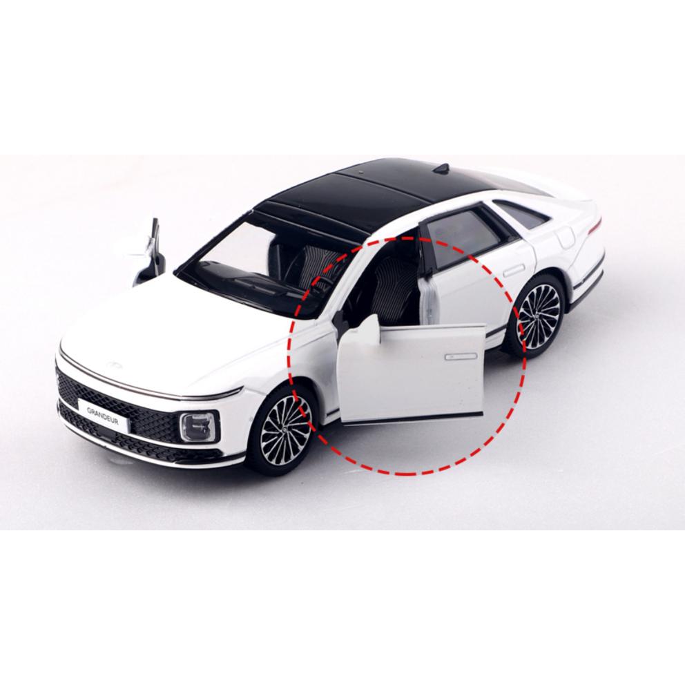 Модель автомобиля Hyundai Grandeur GN7 литая