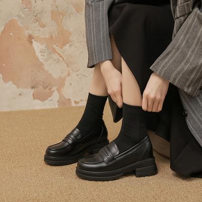 Женские мокасины с толстой подошвой и внутренним усилением, осень-зима 2024, новые бархатные женские туфли, британский стиль, маленькие кожаные туфли, женские одинарные туфли