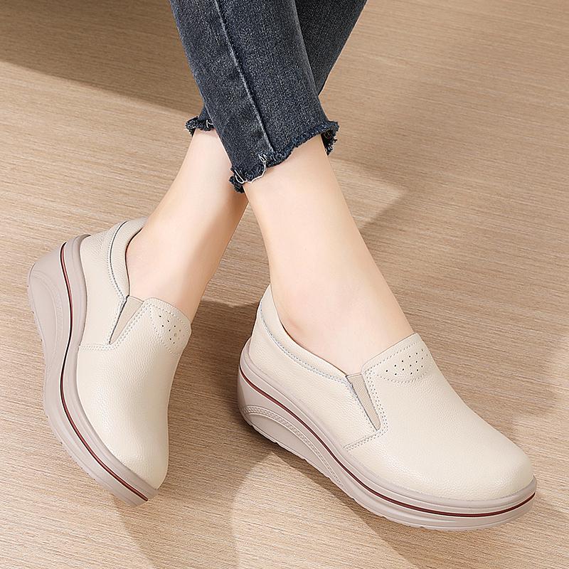 Women's Platform Loafers Moccasins Casual Slip On Minimalist Thick Sole Height Increase Shake Shoes for Mother Plus Size