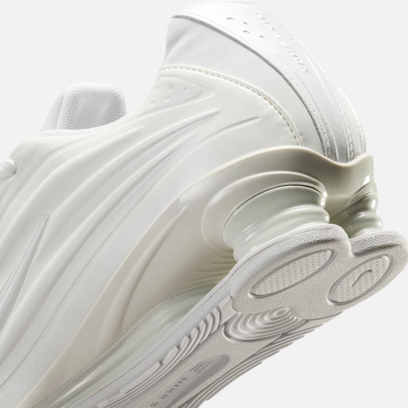 Nike Женские спортивные кроссовки NIKE SHOX Z с воздушной амортизацией IR122