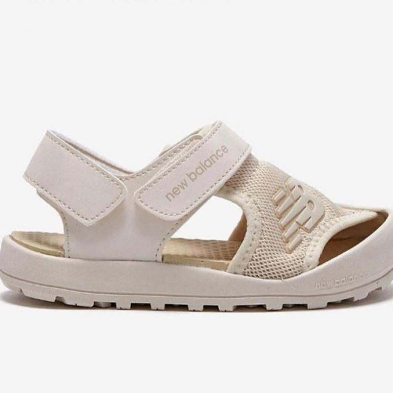 New Balance Детские сандалии New Balance Kids K8810e3p бежевые для мальчиков и девочек детские сандалии цвета морской волны