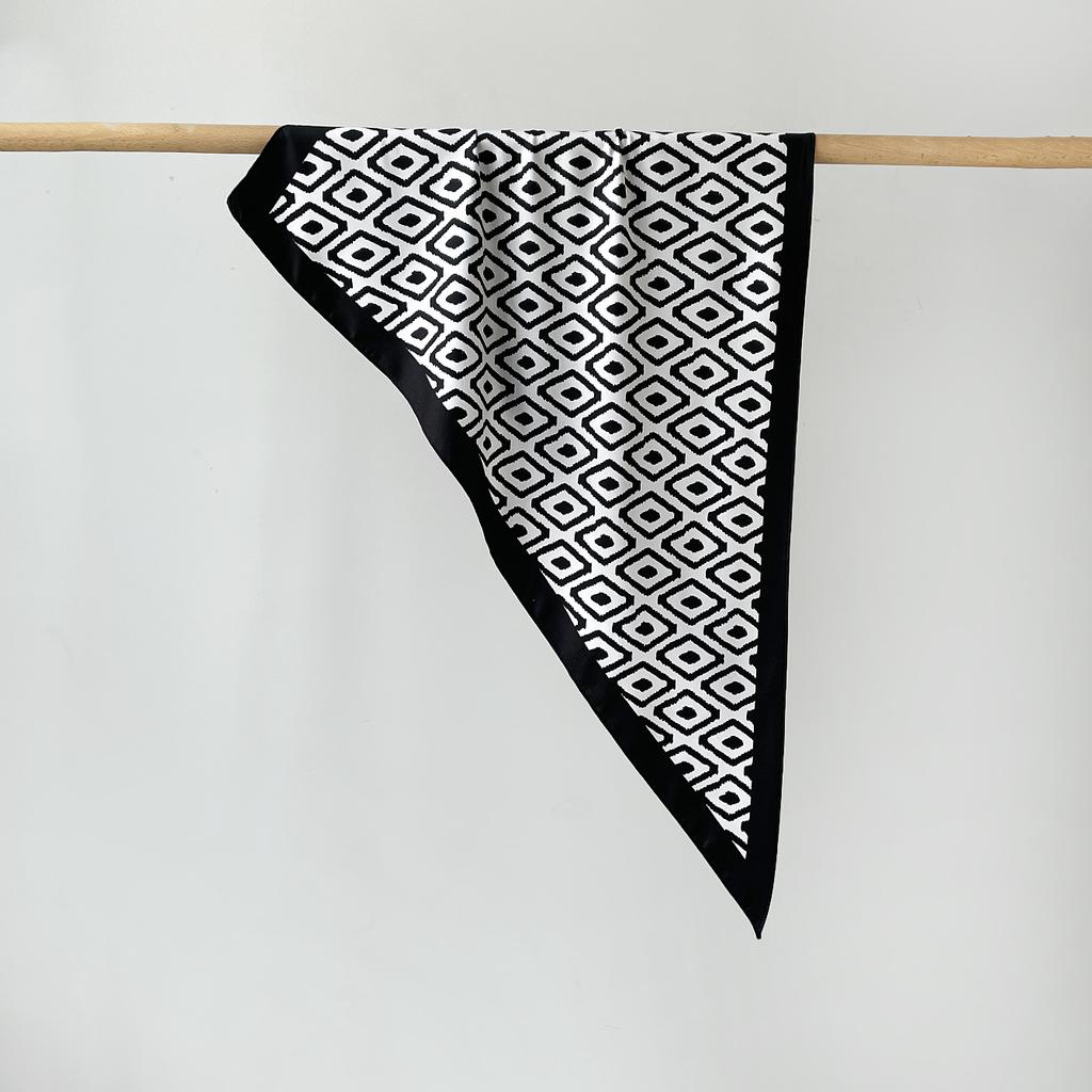 Twill Light Luxury High Sense Simulation Silk Headscarf Waist Triangle Scarf Silk Scarf Multi-Function