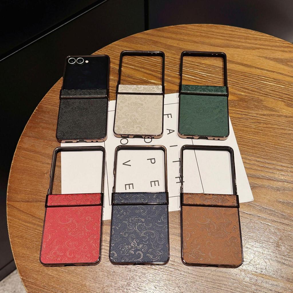 Кожаный защитный чехол с рисунком дракона и пленкой для Samsung Z-Fold7/Z-Fold6/Z-Fold5