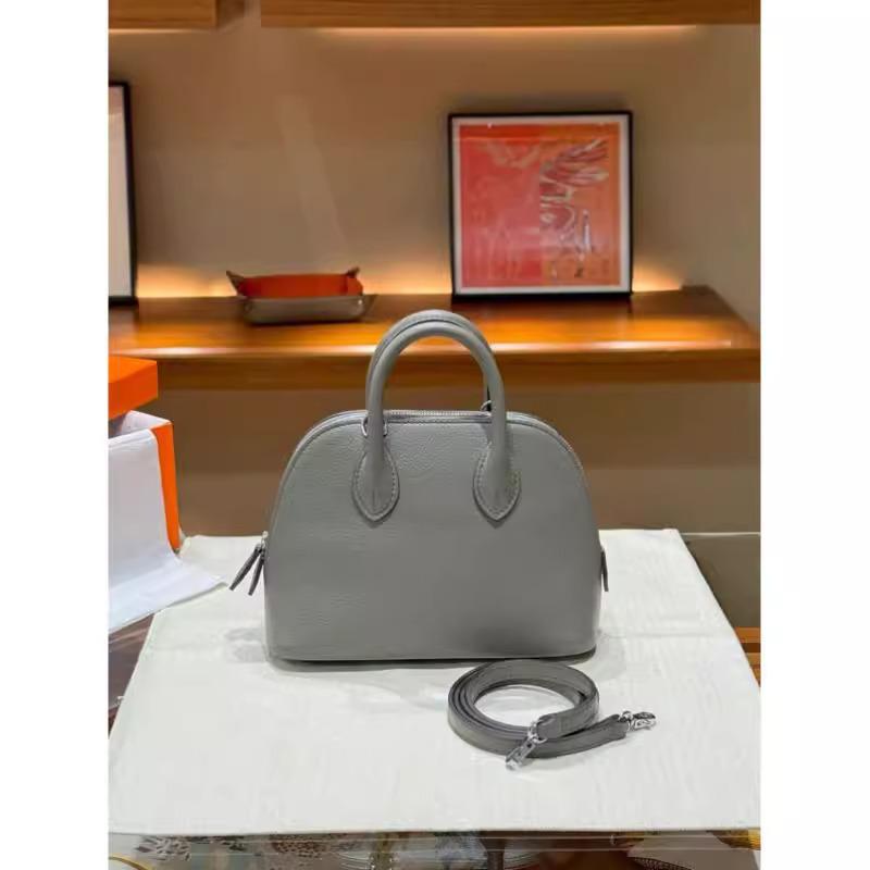 Мини-сумка через плечо из козьей кожи с зернистостью в виде боулинга