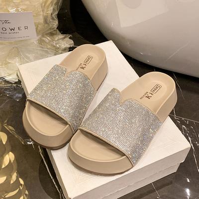 Летние новые маффины на толстой подошве, крутые шлепанцы на одно слово, шлепанцы с бисерной цепочкой ручной работы, женская обувь, увеличивающая рост, шлепанцы