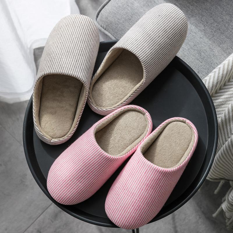 Домашние бесшумные тапочки в японском стиле, нескользящие домашние тапочки в клетку для пар, офисные тапочки для пар на четыре сезона для женщин