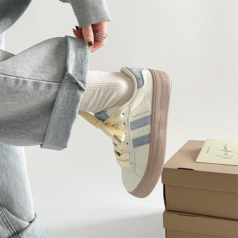 Милые граффити ретро круглые туфли на высокой платформе белые женские туфли 2025 года новые универсальные легкие повседневные туфли для сноуборда